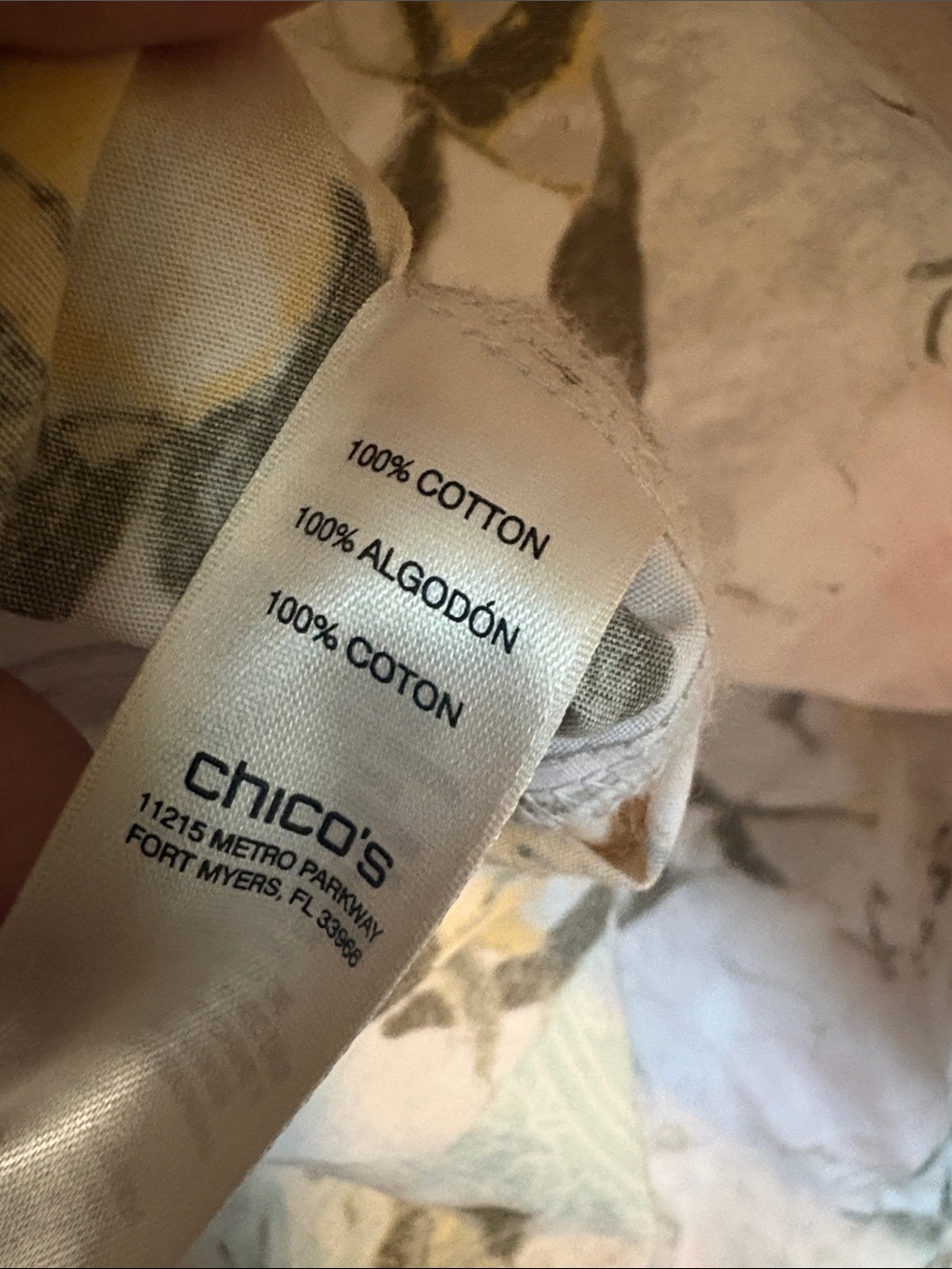 Chico’s 100% Cotton Floral Blouse - Picture 5 of 5